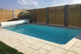 Pool München mit Abdeckung