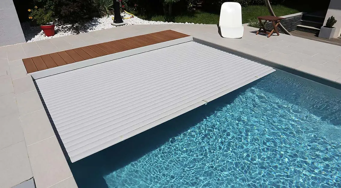 Poolabdeckung